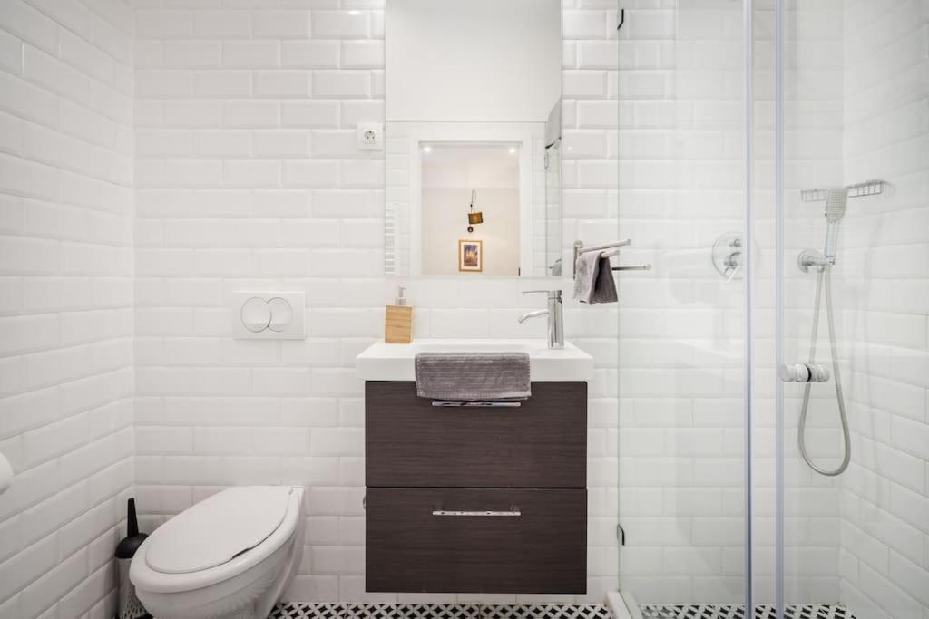 Klauzal City Garden Apartments - 2-Bedroom K34 Budapest Luaran gambar