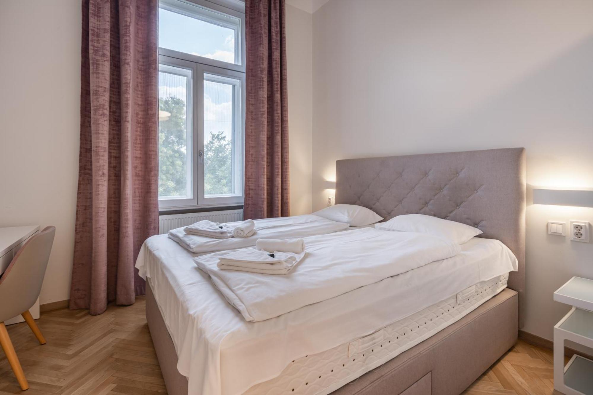 Klauzal City Garden Apartments - 2-Bedroom K34 Budapest Luaran gambar